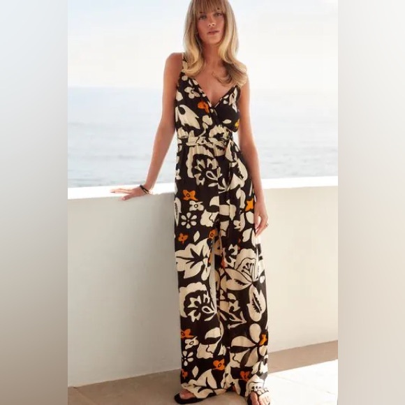 NEXT DIRECT V-NECK BELTED SUMMER WIDE LEG JUMPSUIT - BNWT - SIZE US16 - Picture 1 of 6